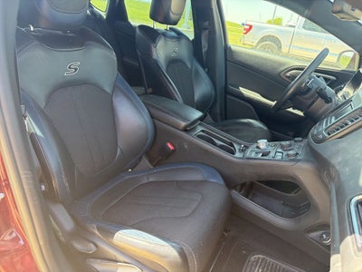 2016 Chrysler 200 S