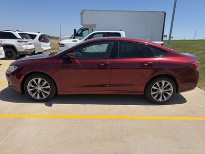 2016 Chrysler 200 S