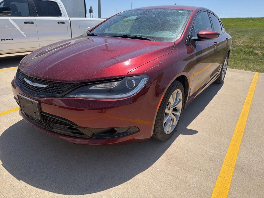 2016 Chrysler 200 S