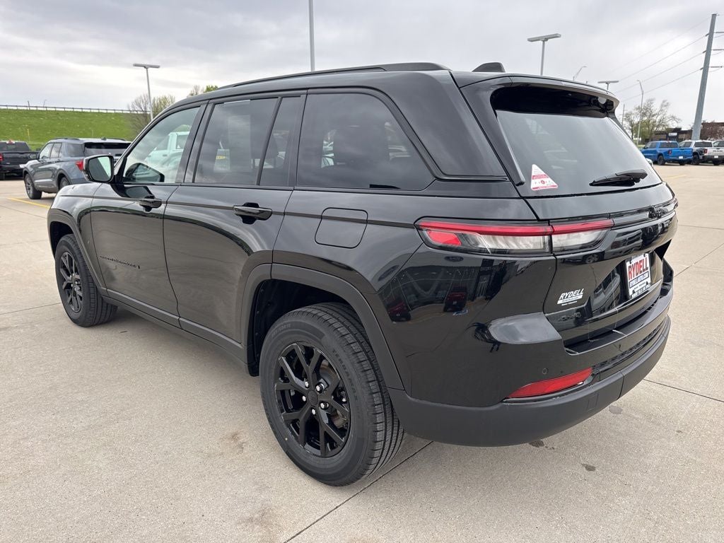2025 Jeep Grand Cherokee Altitude