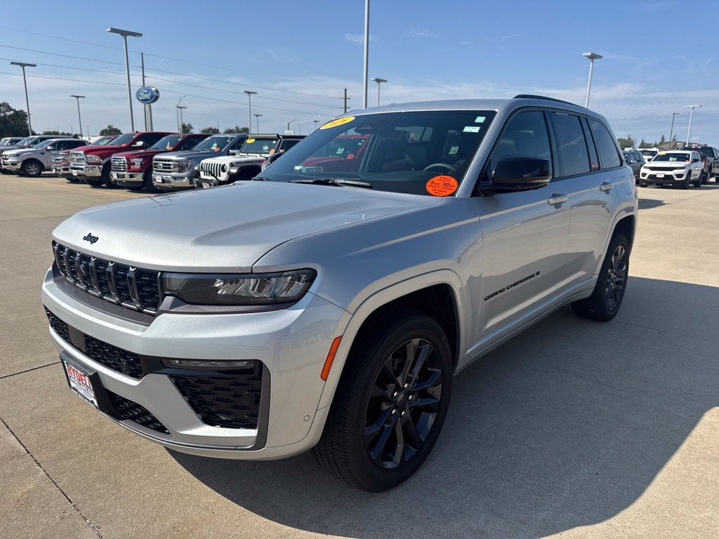 2026 Jeep Grand Cherokee Limited Reserve