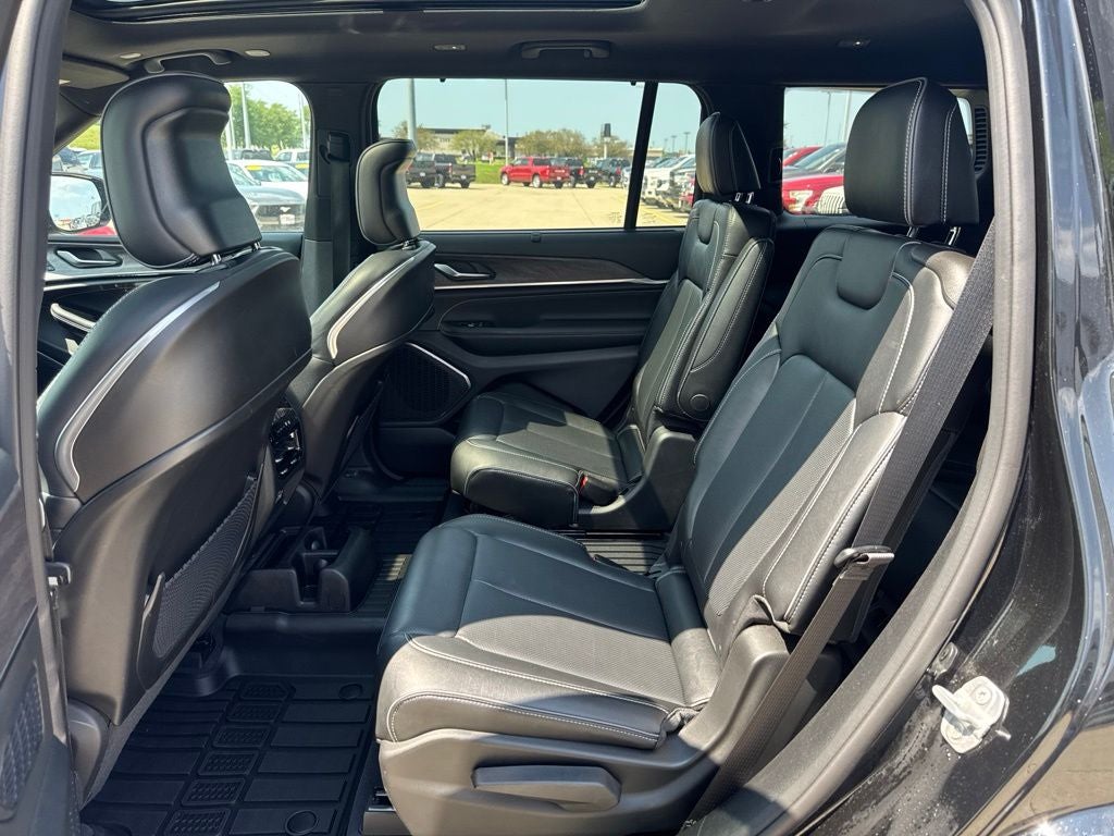 2023 Jeep Grand Cherokee L Overland