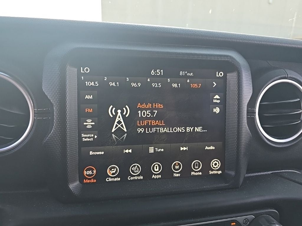 2021 Jeep Gladiator Overland