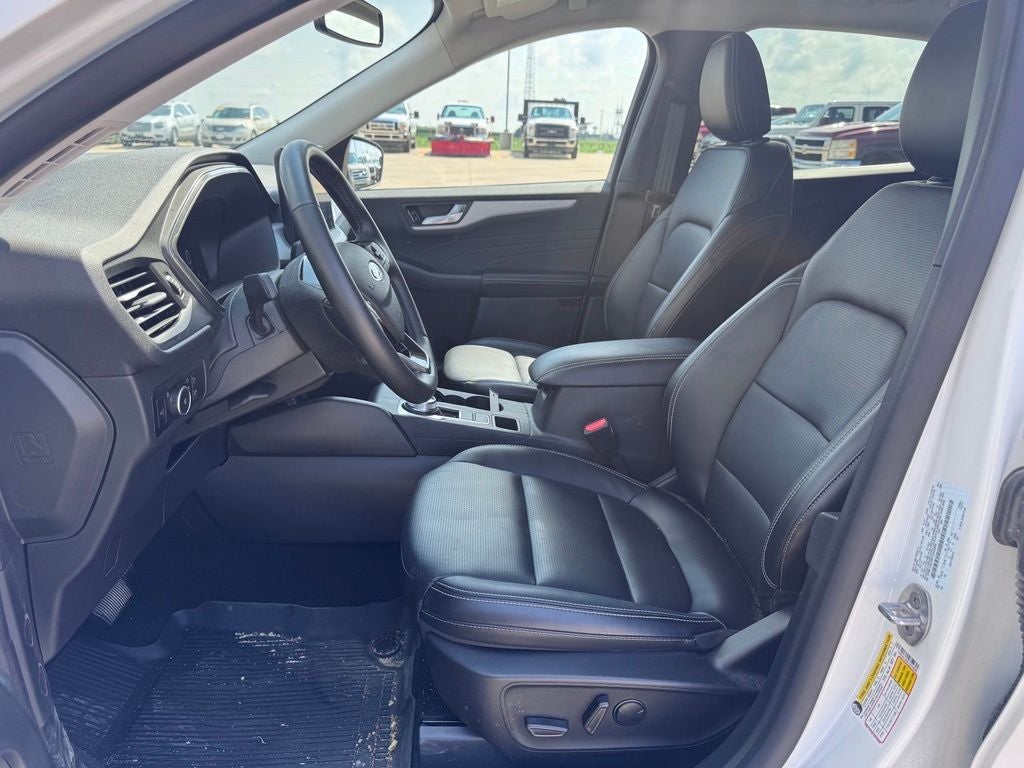 2026 Ford Escape Platinum