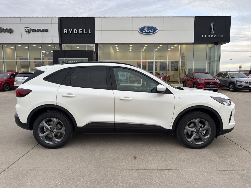 2026 Ford Escape ST-Line Select