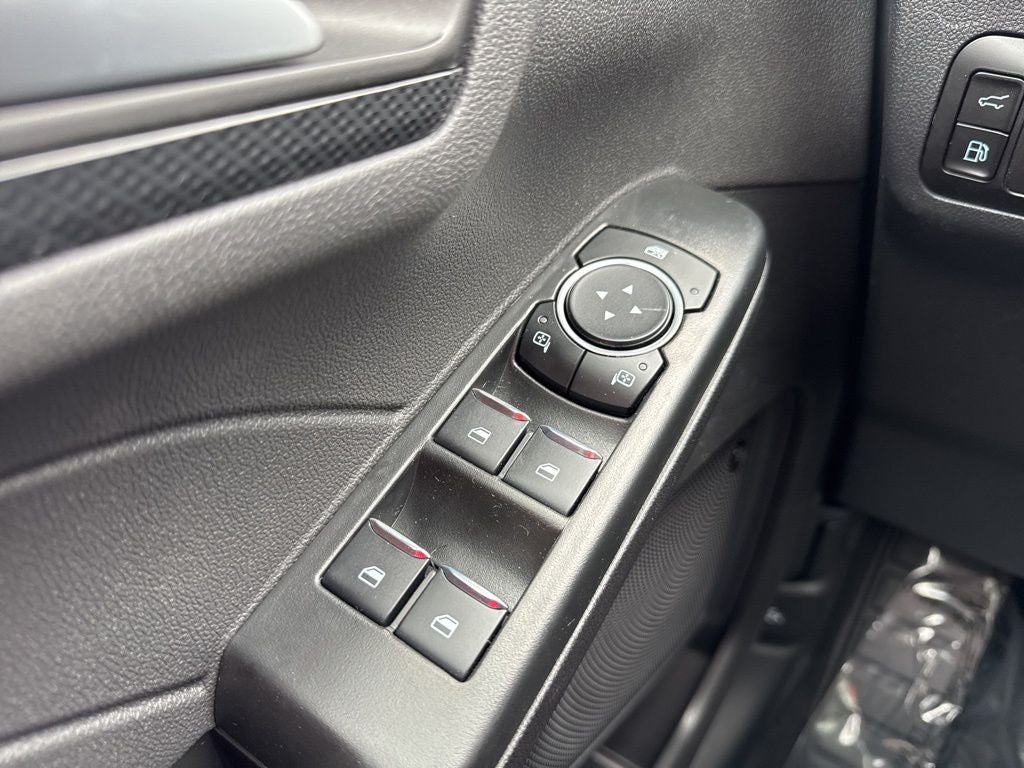 2026 Ford Escape Hybrid ST-Line Select