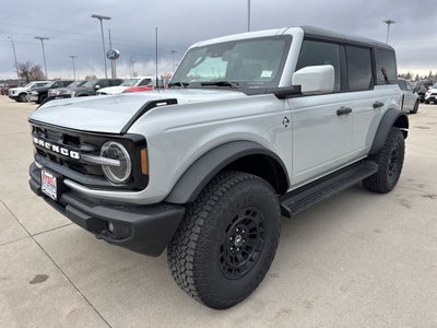 2026 Ford Bronco Outer Banks®