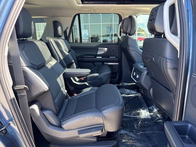 2027 Ford Expedition Max MAX Platinum