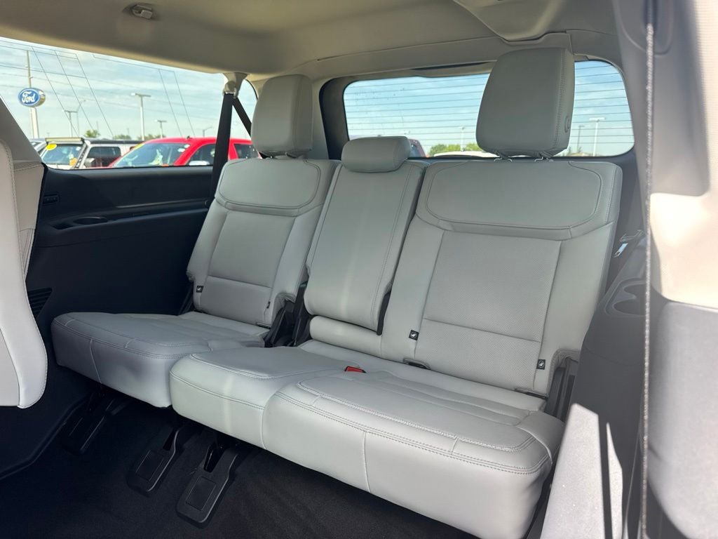 2027 Ford Expedition Max MAX Platinum