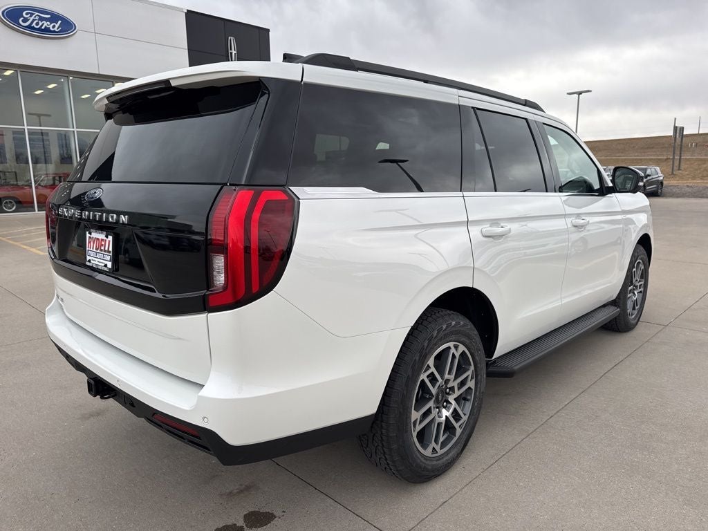 2026 Ford Expedition Active