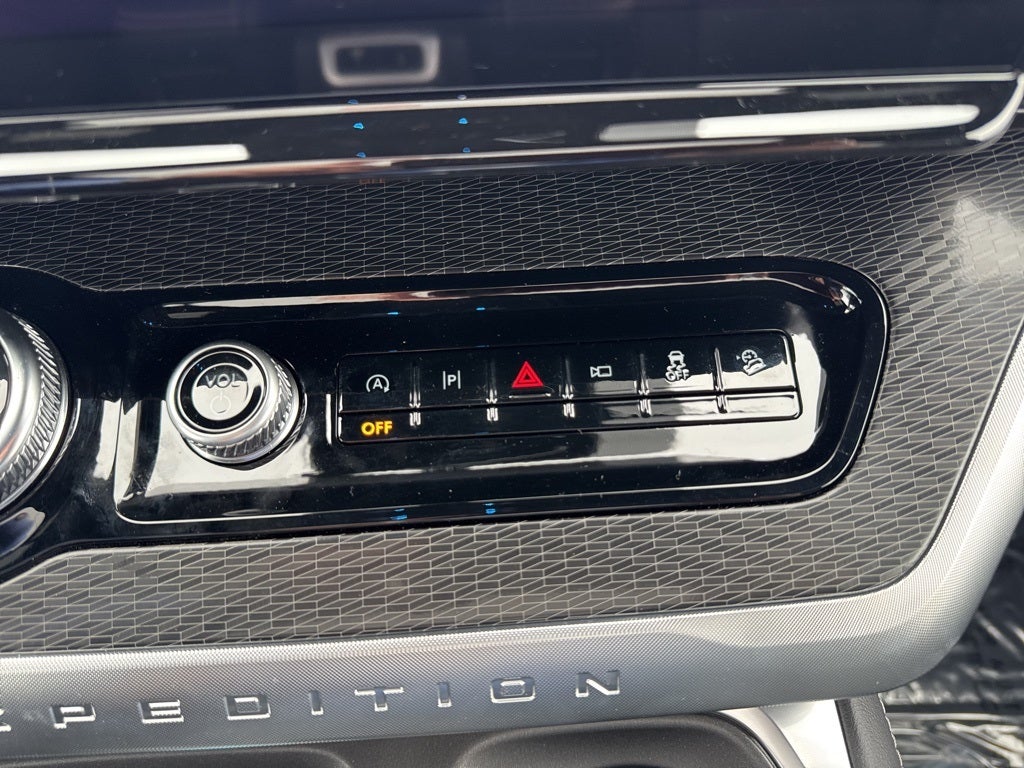 2026 Ford Expedition Platinum®