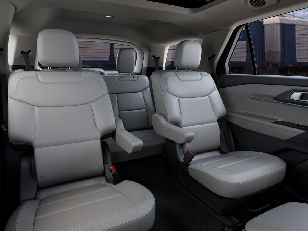 2027 Ford Explorer 4DR 4WD ACTIVE