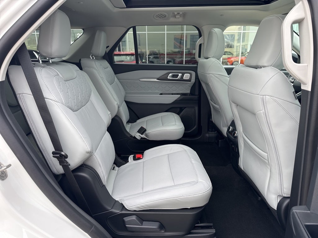 2026 Ford Explorer Platinum™
