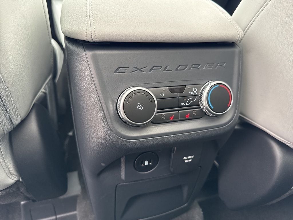 2026 Ford Explorer Platinum™