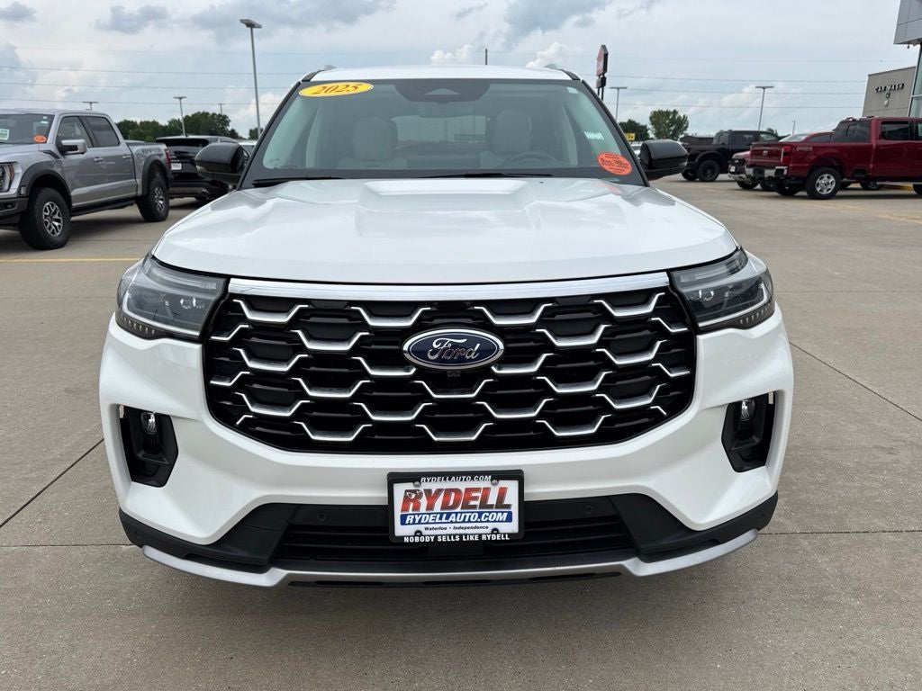 2025 Ford Explorer Platinum