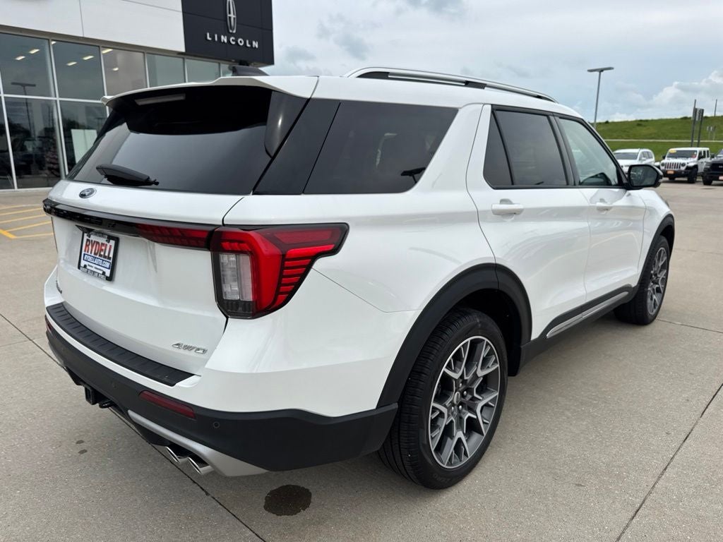 2025 Ford Explorer Platinum