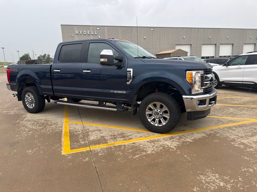 2017 Ford F-250SD XLT