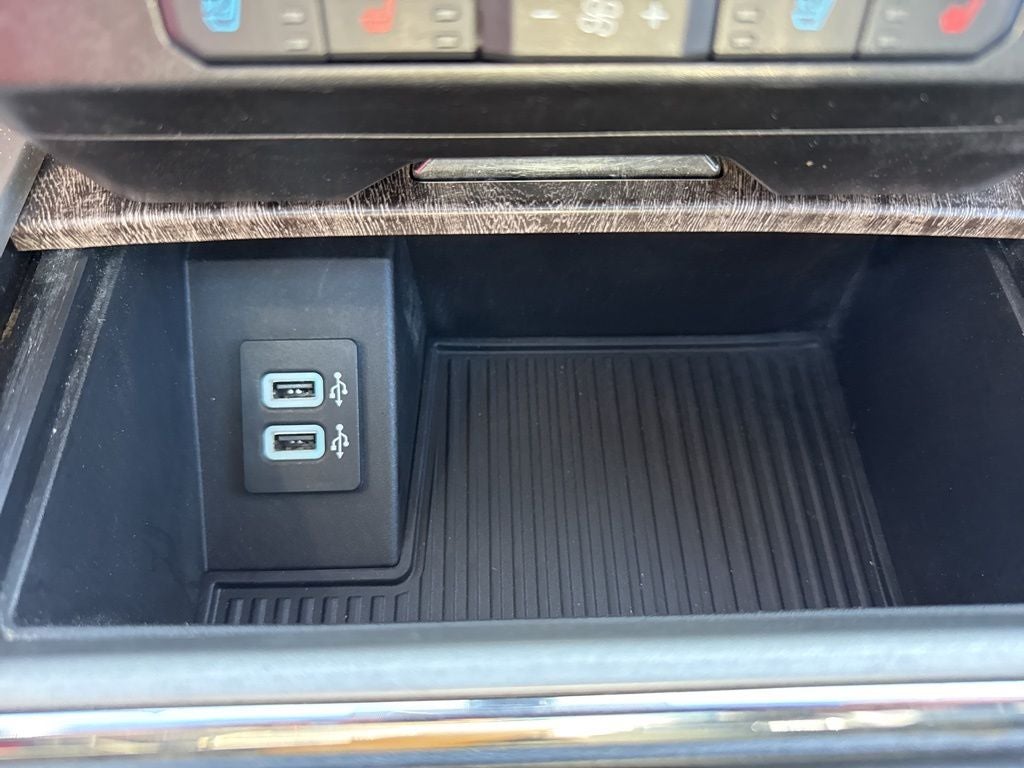 2017 Ford F-350SD Lariat