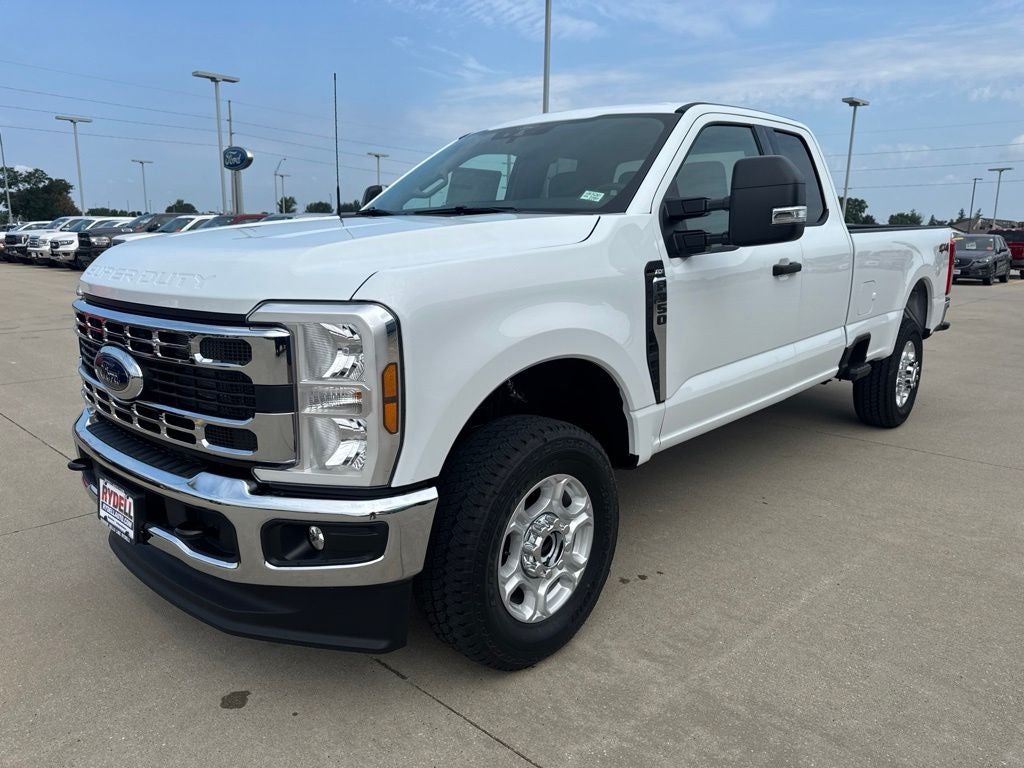 2026 Ford F-350SD F-350® XLT