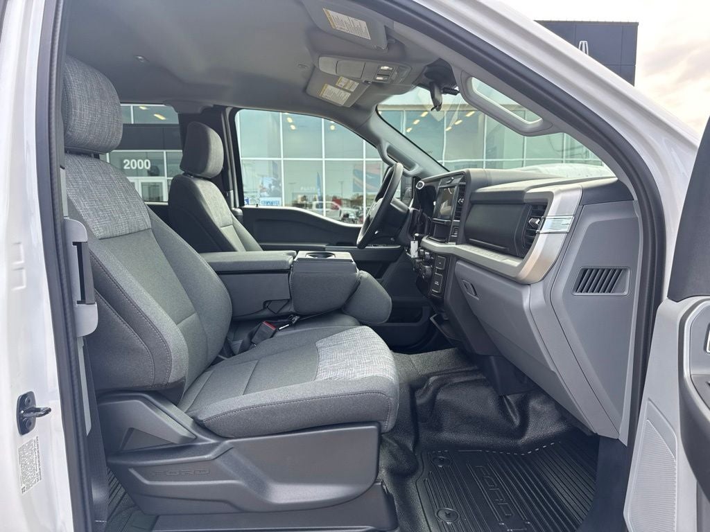 2026 Ford F-350SD F-350® XLT