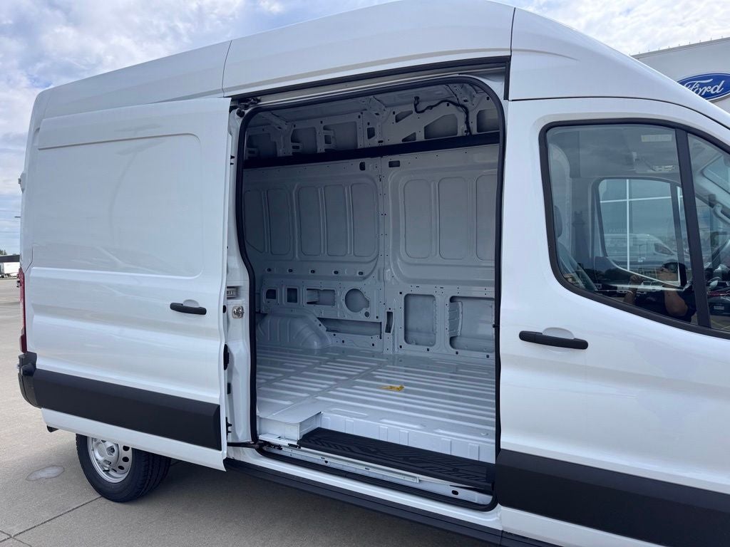 2026 Ford Transit-350 Cargo Van