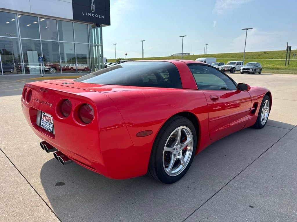 2000 Chevrolet Corvette Base