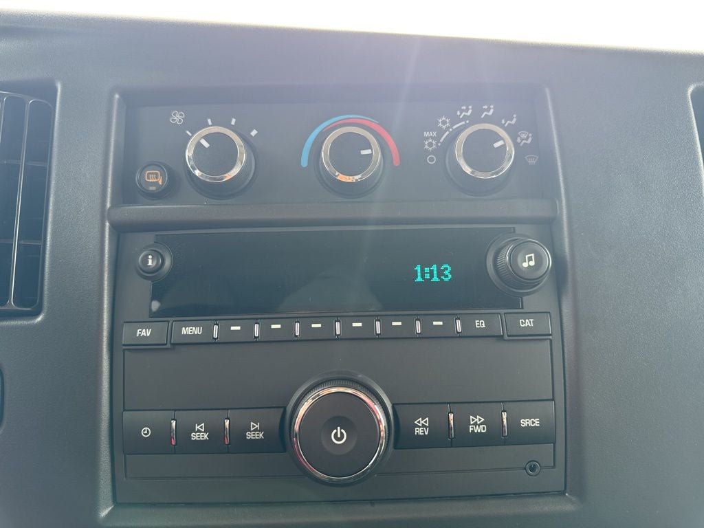 2025 Chevrolet Express 3500 LT Passenger