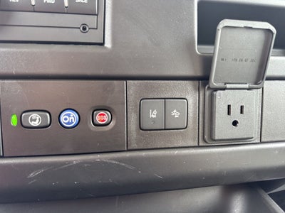 2025 Chevrolet Express 3500 LT Passenger