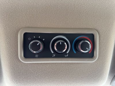 2025 Chevrolet Express 3500 LT Passenger