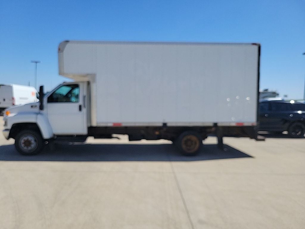 2009 Chevrolet C 4500 C 4500 BOX TRUCK