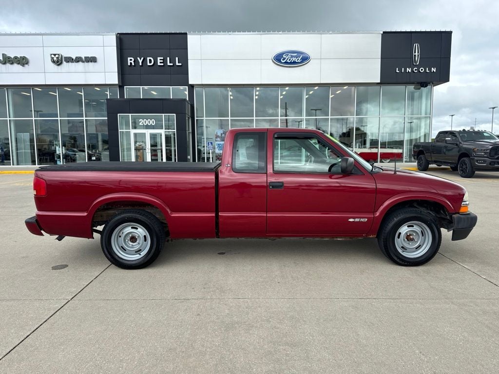 2003 Chevrolet S-10 LS