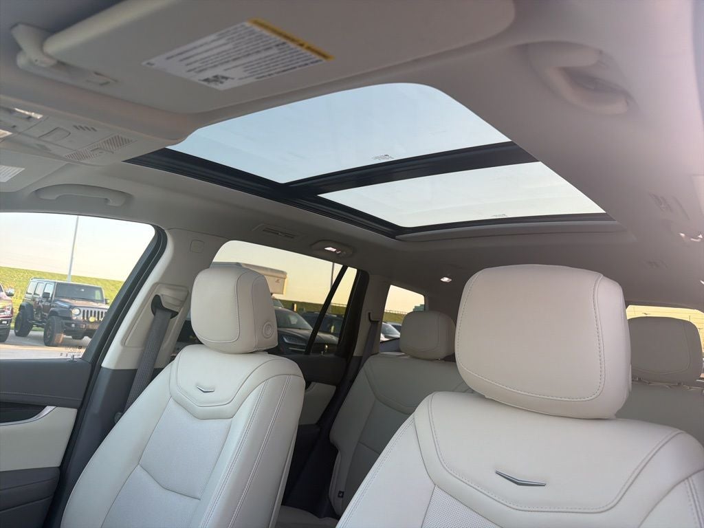 2024 Cadillac XT6 Premium Luxury