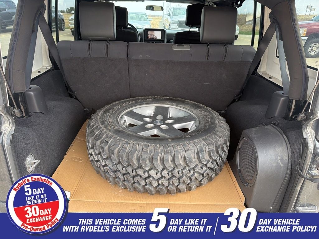 2010 Jeep Wrangler Unlimited Islander