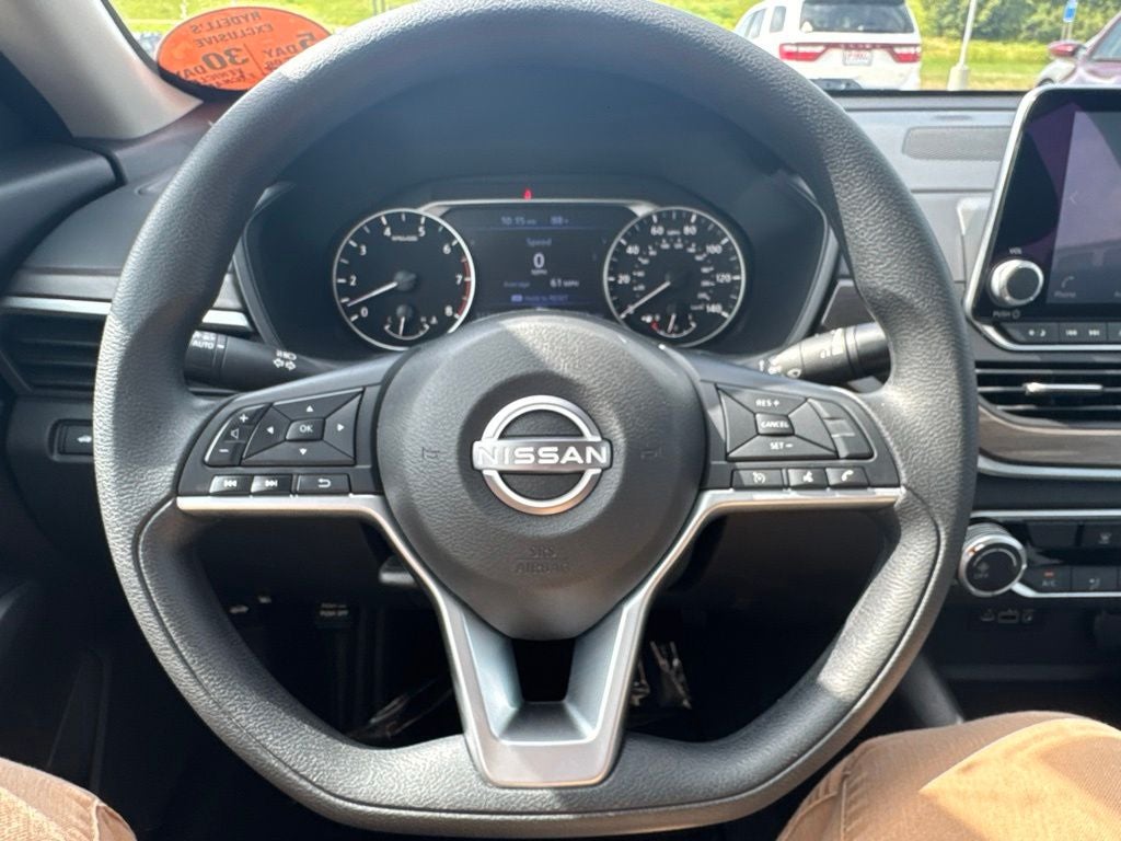 2025 Nissan Altima 2.5 SV