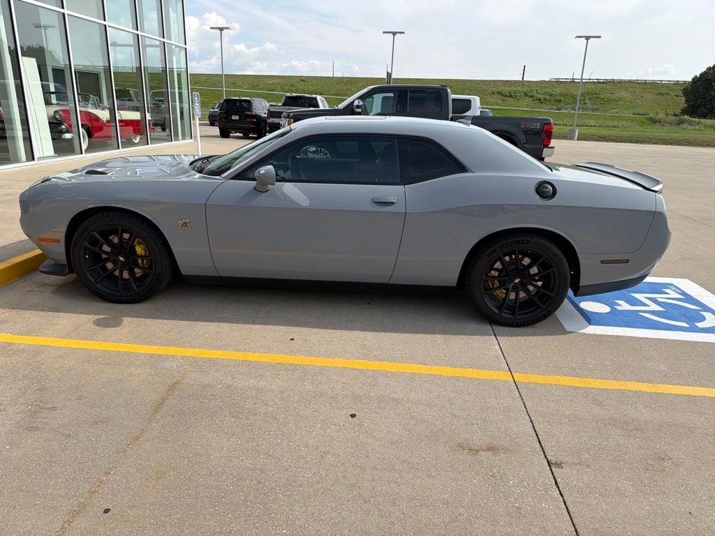 2022 Dodge Challenger R/T Scat Pack