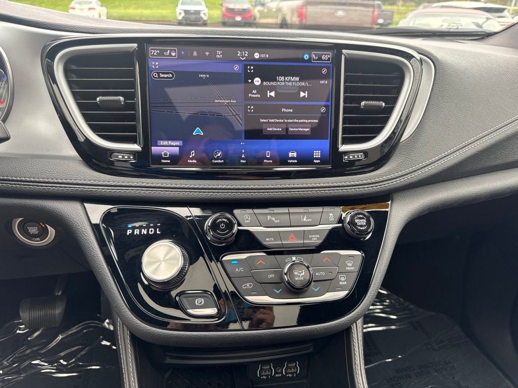 2025 Chrysler Pacifica Limited