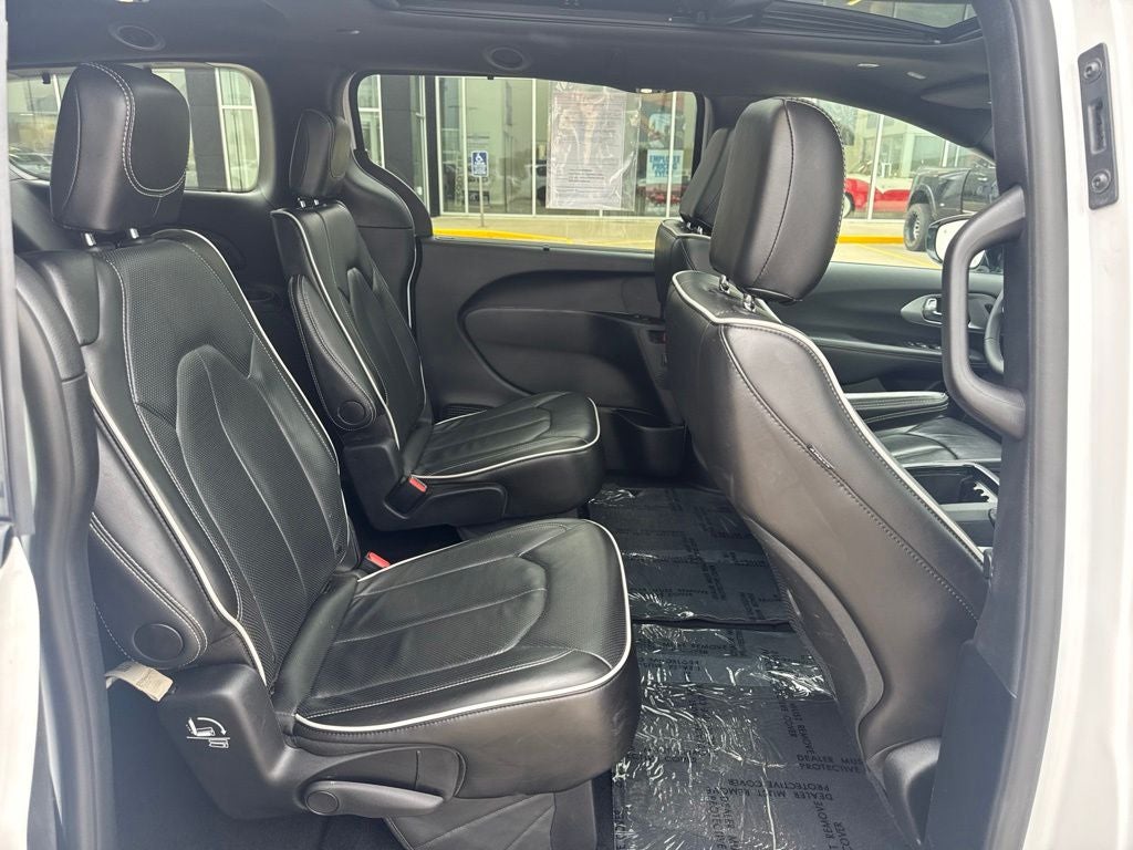 2025 Chrysler Pacifica Limited