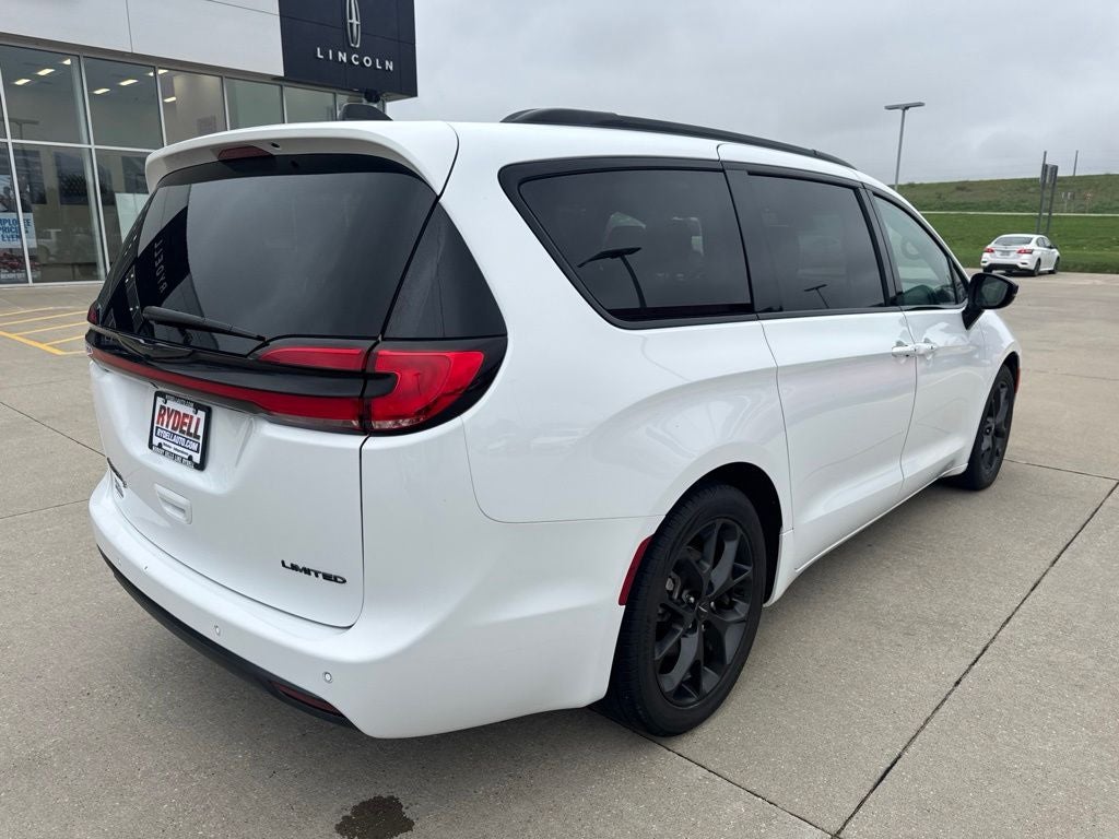 2025 Chrysler Pacifica Limited