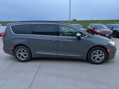 2023 Chrysler Pacifica Limited