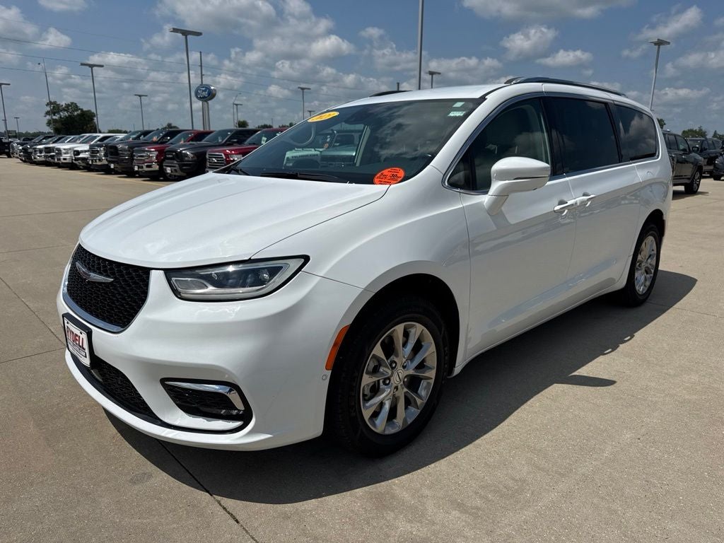 2021 Chrysler Pacifica Touring L