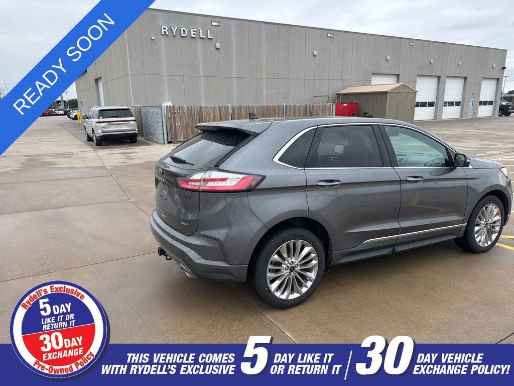 2022 Ford Edge Titanium
