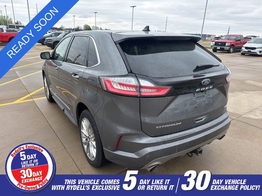 2022 Ford Edge Titanium