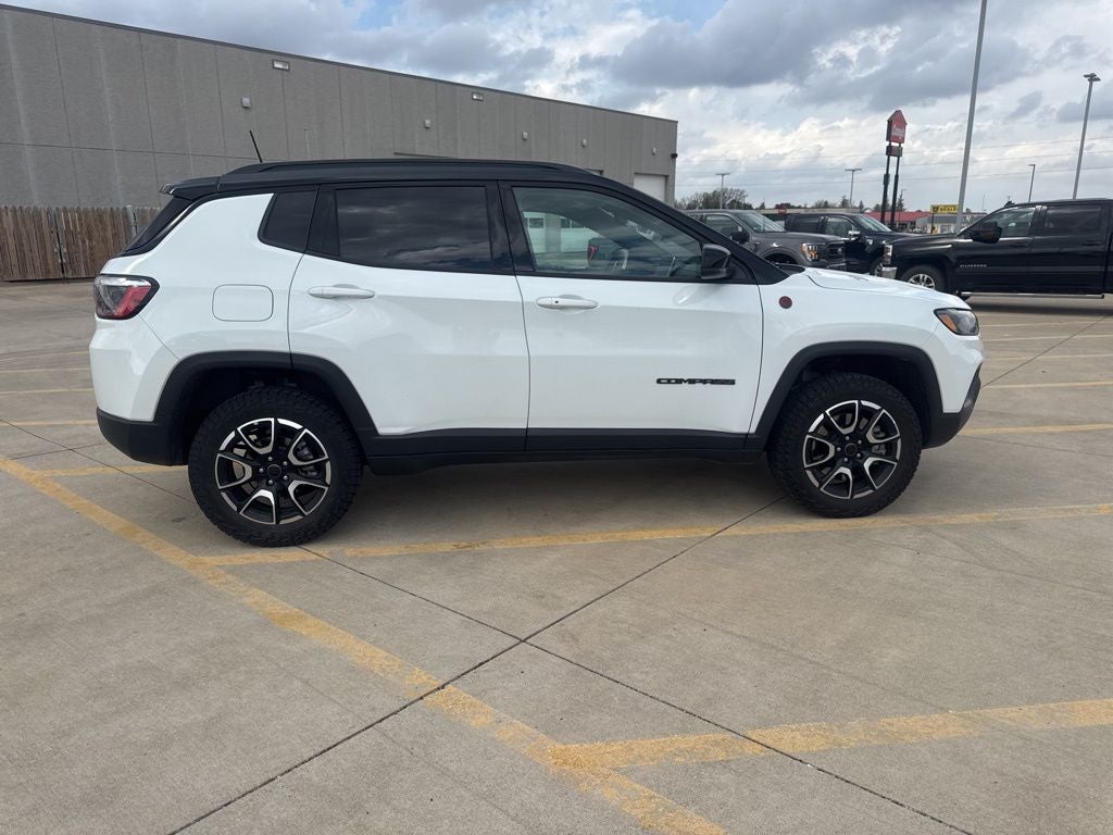 2025 Jeep Compass Trailhawk
