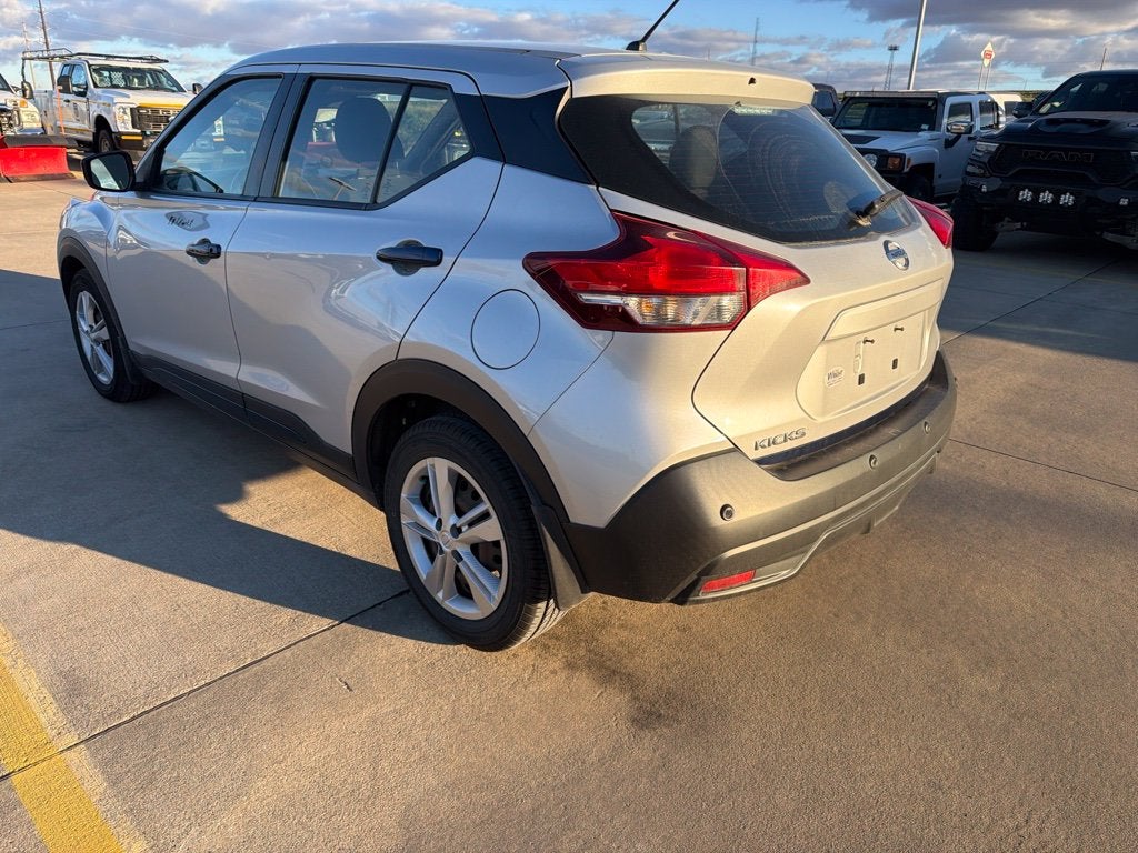2020 Nissan Kicks S