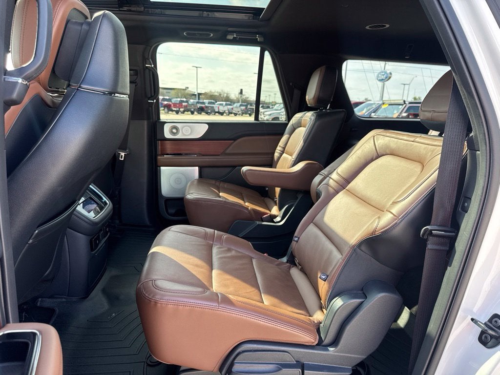 2024 Lincoln Navigator L Reserve