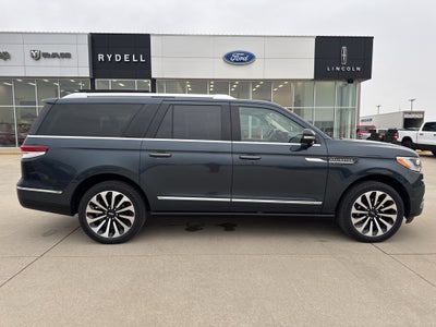 2022 Lincoln Navigator L Reserve