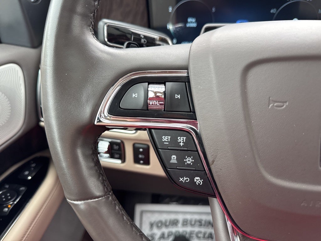 2022 Lincoln Navigator L Reserve