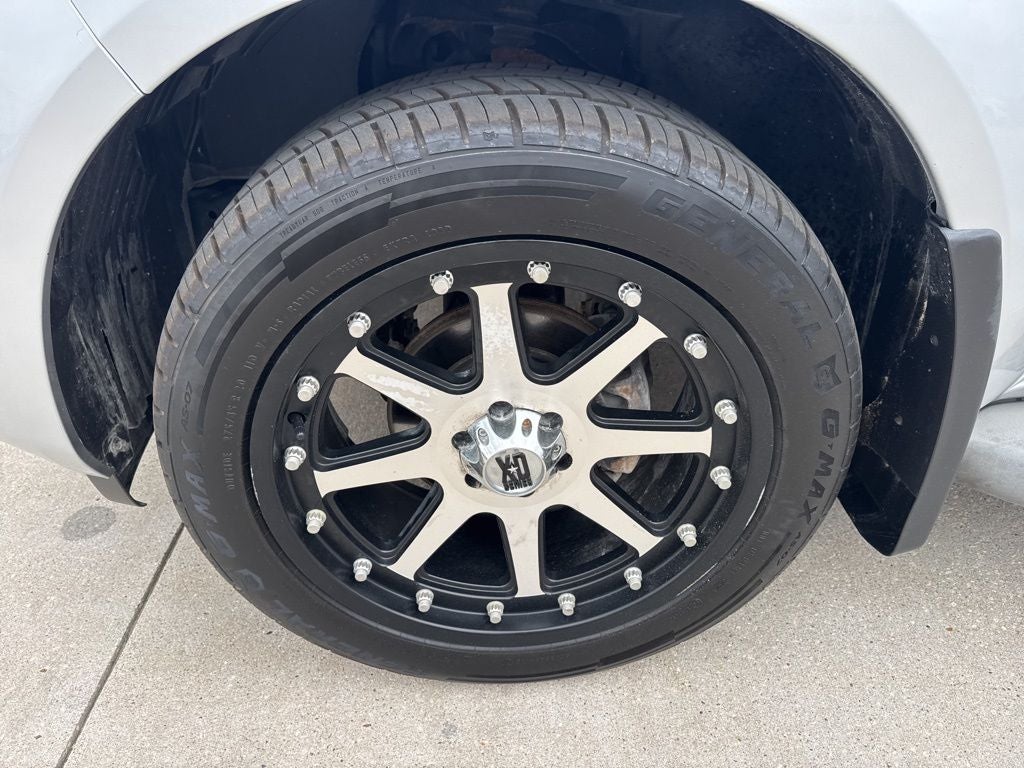 2012 Nissan Pathfinder Silver