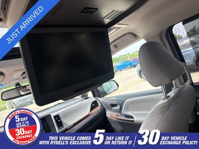 2017 Toyota Sienna Limited 7 Passenger