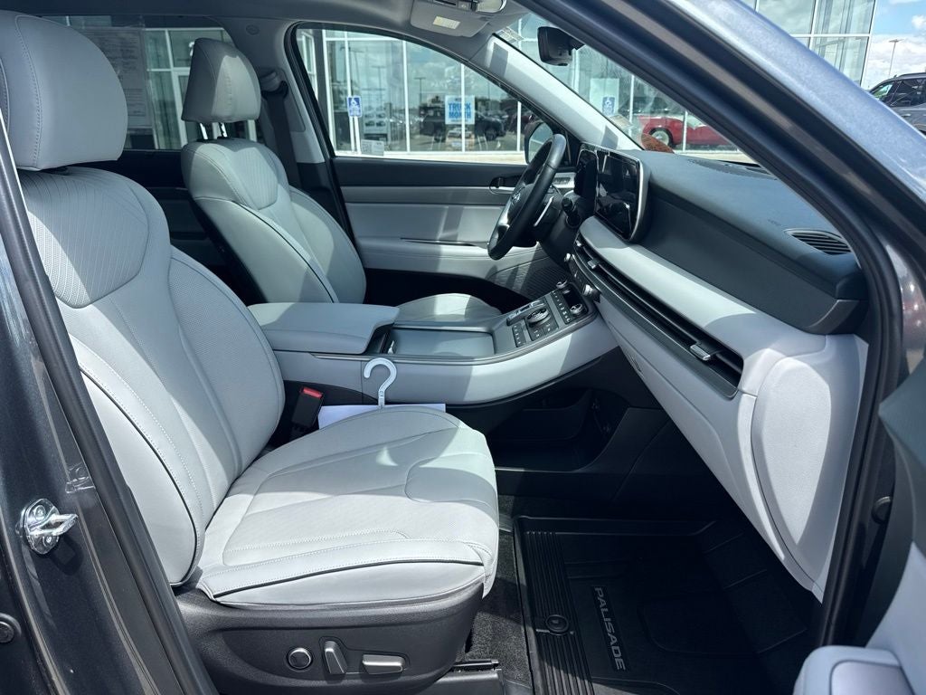 2025 Hyundai Palisade SEL Premium 7 Passenger